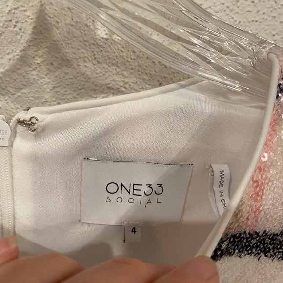 One33 Social Sequin Abstract-Print Full-Sleeve Dress Size 4 EUC - Picture 3 of 6